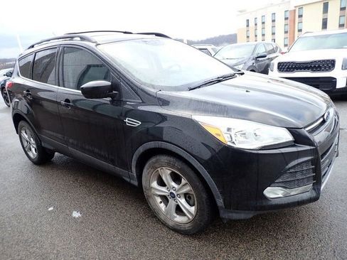 Used 2015 Ford Escape SE w/ Equipment Group 201A image 5