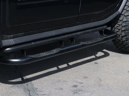 Used 2004 HUMMER H2 w/ Preferred Equipment Group image 5