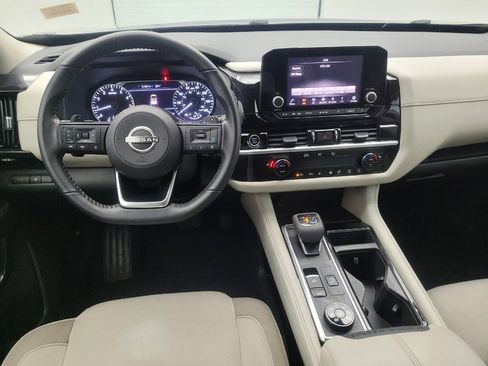 Used 2022 Nissan Pathfinder SV image 22