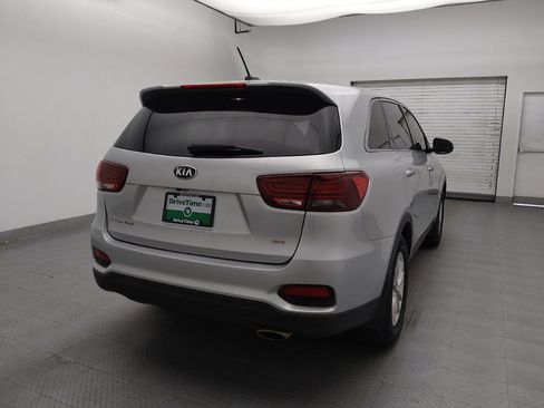 Used 2019 Kia Sorento FWD image 7