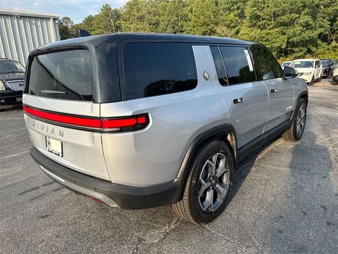Used 2024 Rivian R1S Adventure image 33