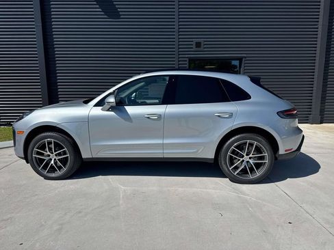 New 2026 Porsche Macan AWD/4WD image 2