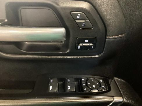 Used 2020 GMC Sierra 2500 AT4 w/ AT4 Premium Package AWD/4WD image 28