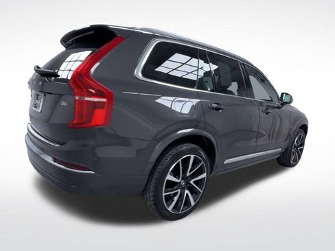 Used 2024 Volvo XC90 B6 Ultimate w/ Protection Package Premier AWD/4WD image 8