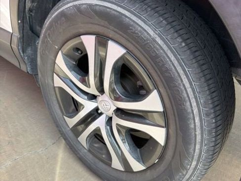 Used 2017 Toyota RAV4 LE w/ Carpet Mat Package image 5