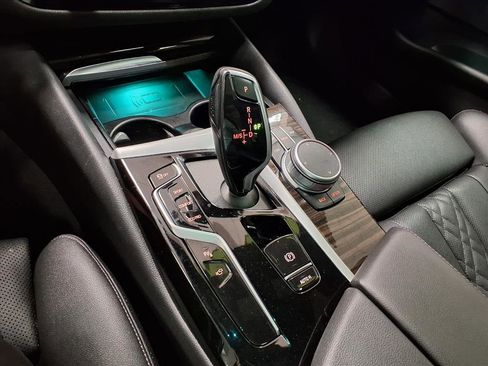 Used 2021 BMW 540i w/ Convenience Package image 24