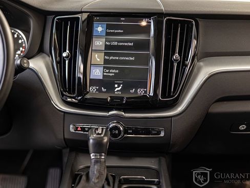 Used 2018 Volvo XC60 T5 Momentum w/ Convenience Package AWD/4WD image 36
