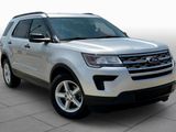 Used 2019 Ford Explorer FWD image 2