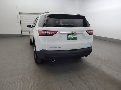 Used 2020 Chevrolet Traverse LT w/ Driver Confidence II Package AWD/4WD image 6