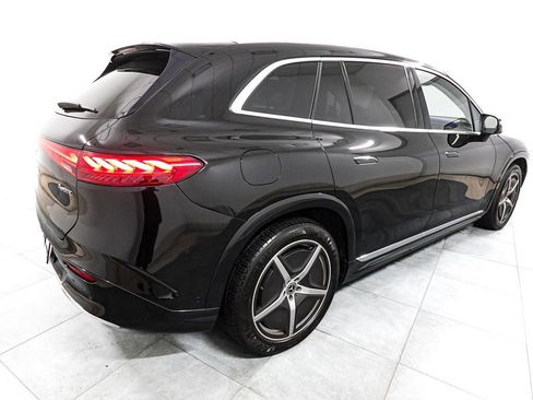 Used 2023 Mercedes-Benz EQS 580 4MATIC SUV image 7