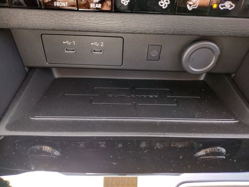 New 2026 Mitsubishi Outlander AWD image 25