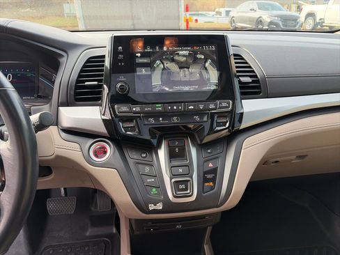 Used 2019 Honda Odyssey Touring image 14