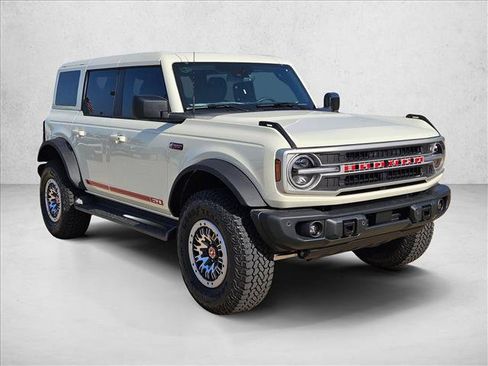 New 2026 Ford Bronco Outer Banks w/ Sasquatch Package AWD/4WD image 7
