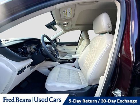 Used 2022 Buick Envision Avenir w/ Technology Package II image 24
