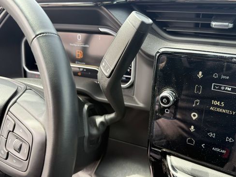 Used 2024 GMC Sierra 2500 AT4 w/ AT4 Premium Plus Package image 18