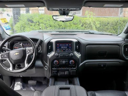 Used 2022 Chevrolet Silverado 3500 LTZ w/ LTZ Convenience Package image 27