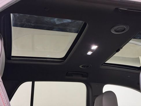 Certified 2023 Chevrolet Traverse RS w/ LPO, Floor Liner Package image 2