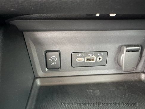 Used 2025 Nissan Sentra SV FWD image 12