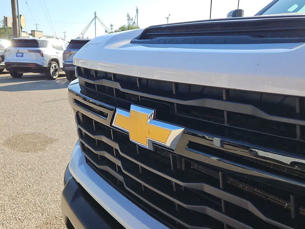 Used 2024 Chevrolet Silverado 2500 W/T w/ WT Convenience Package AWD/4WD image 13