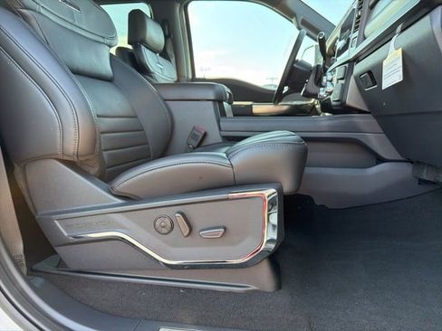 New 2026 Ford F250 Platinum AWD/4WD image 17
