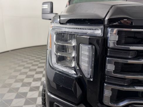 Used 2020 GMC Sierra 2500 AT4 w/ Technology Package image 3