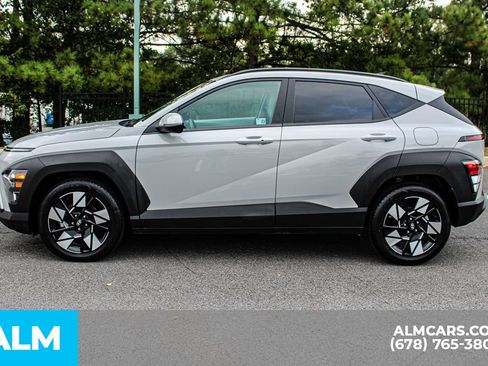 Used 2024 Hyundai Kona SEL FWD image 6