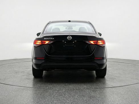 Used 2025 Nissan Sentra SV FWD image 7