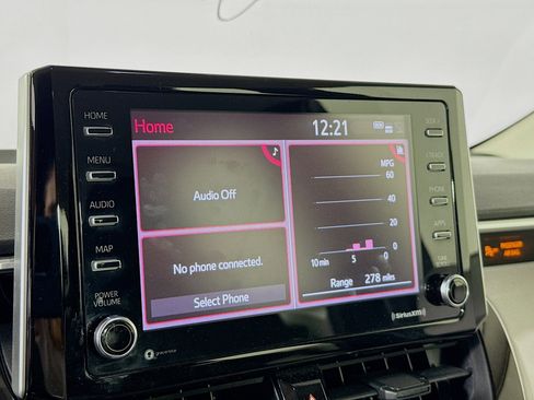 Used 2021 Toyota Corolla LE image 16