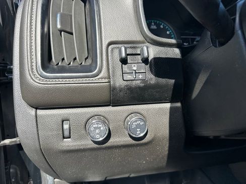 Used 2022 GMC Canyon Elevation w/ Elevation Premium Package AWD/4WD image 16