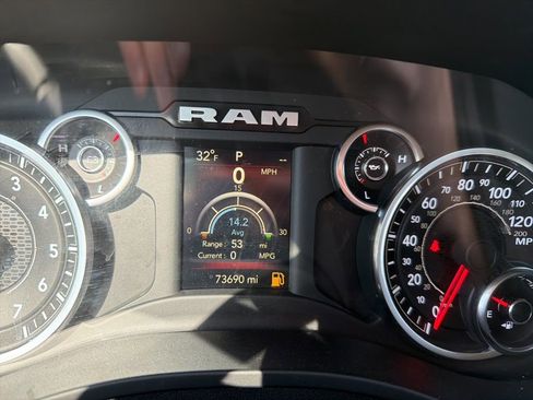 Used 2019 RAM 1500 Big Horn image 10
