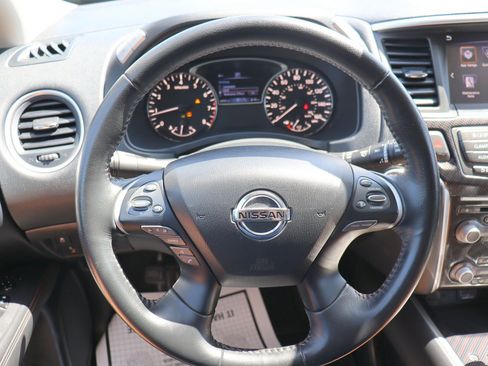 Used 2020 Nissan Pathfinder SV w/ Rock Creek Edition FWD image 23