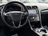 Used 2020 Ford Fusion Titanium image 4