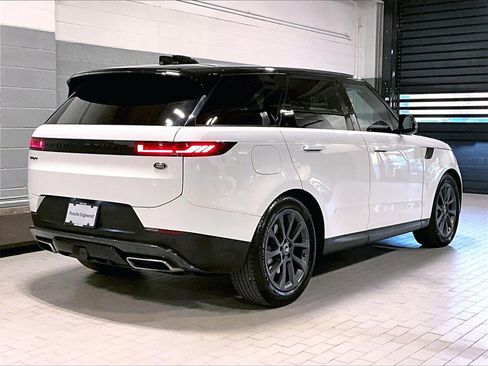 Used 2023 Land Rover Range Rover Sport SE image 17