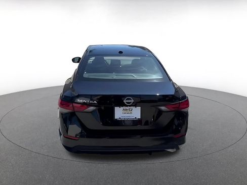 Used 2025 Nissan Sentra SV FWD image 12