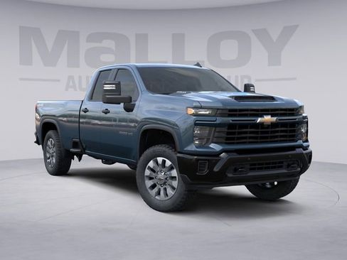 New 2026 Chevrolet Silverado 2500 Custom w/ Custom Value Package AWD/4WD image 8