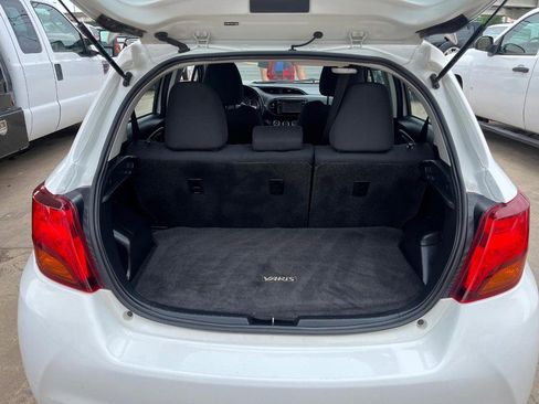 Used 2015 Toyota Yaris SE image 11