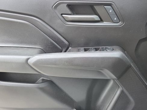 Used 2024 Chevrolet Colorado W/T RWD image 19