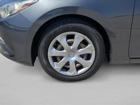 Used 2016 MAZDA MAZDA3 i Sport image 22