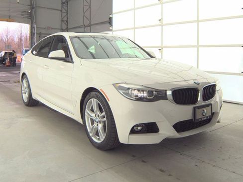 Used 2018 BMW 340i Gran Turismo xDrive w/ Premium Package image 2