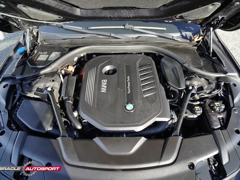 Used 2018 BMW 740i image 10