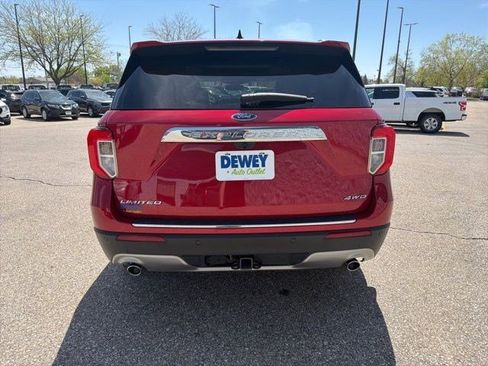 Used 2021 Ford Explorer Limited w/ Equipment Group 301A AWD/4WD image 4