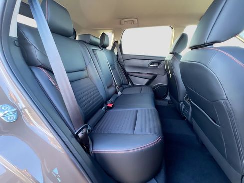 New 2026 Nissan Rogue SV image 25