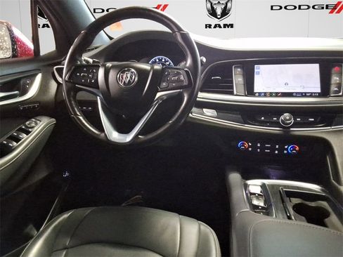 Used 2024 Buick Enclave Premium image 11