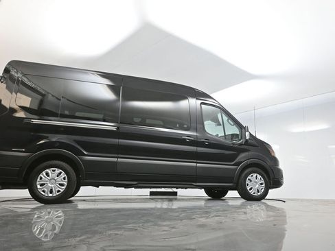 Used 2024 Ford Transit 350 XLT image 7