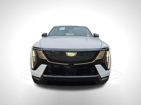 Used 2025 Cadillac Escalade IQ Sport 1 w/ Smart Trailering package image 2