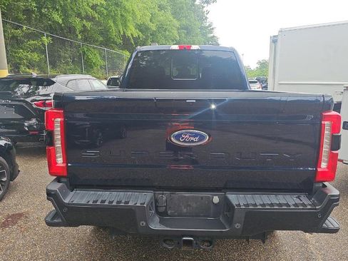 Used 2023 Ford F250 XLT w/ XLT Premium Package AWD/4WD image 5