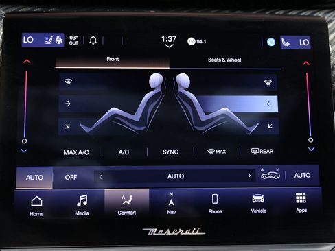 Used 2022 Maserati Quattroporte Trofeo RWD image 37