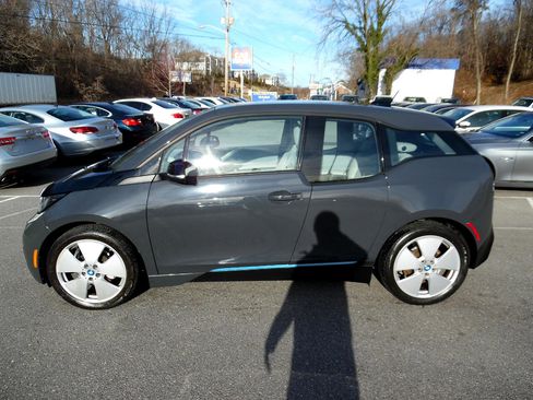Used 2015 BMW i3 image 2