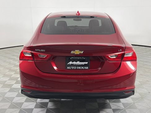 Used 2016 Chevrolet Malibu LT image 6