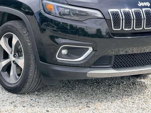Used 2019 Jeep Cherokee Limited AWD/4WD image 5